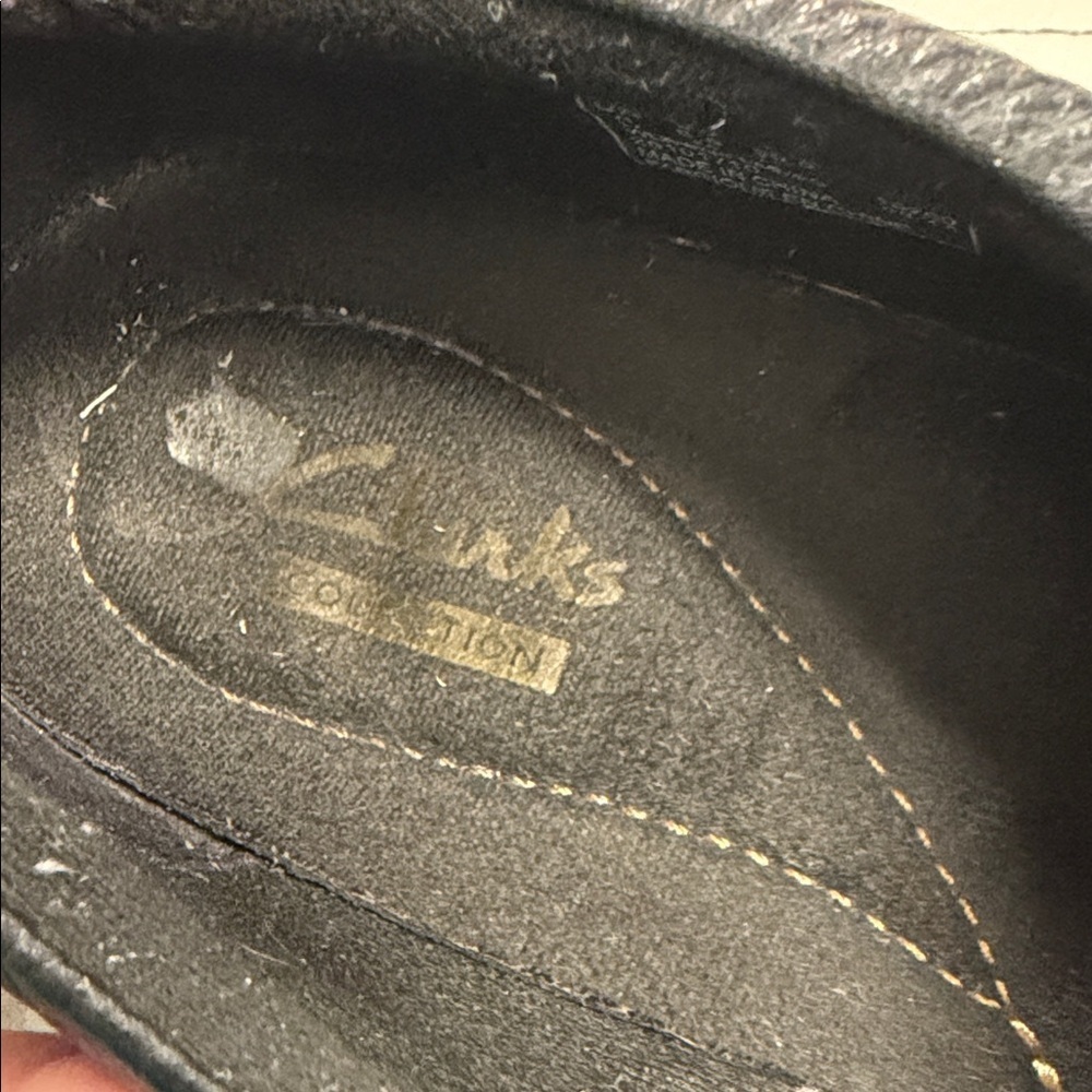 Clarks Collection Ashland Indigo Womens Shoe 8.5 Black Leather Loafer. - Picture 7 of 8